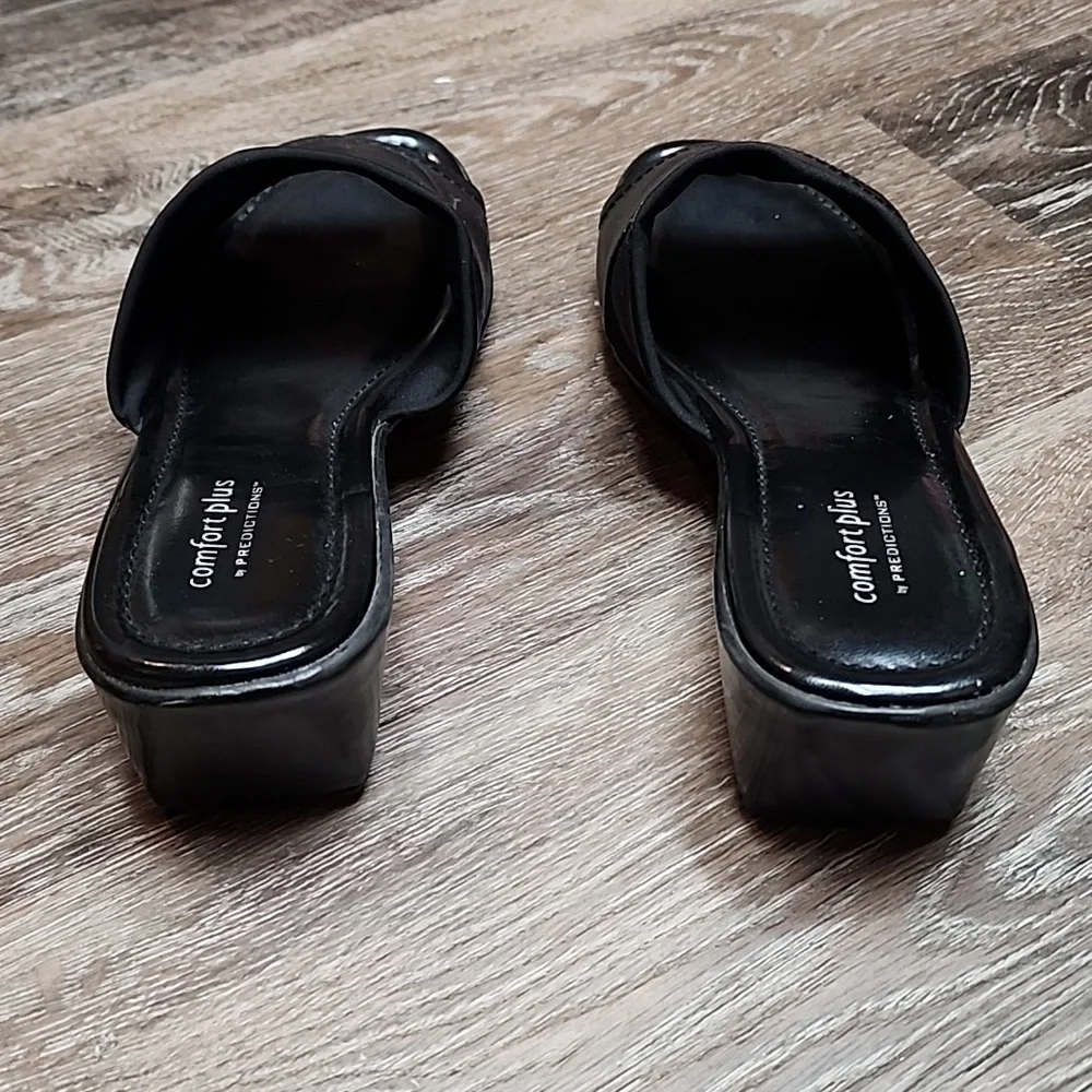 Predictions Comfort Plus Black Slide Open Toe Wedge Sandals